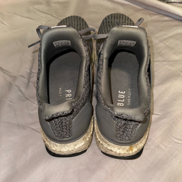 Adidas Ultraboost Primeblue size 11D - Picture 3 of 5